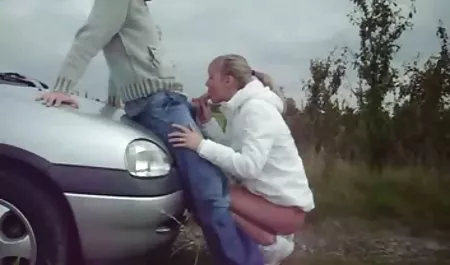 Красиві довге волосся, а в барі кисті українське порнр