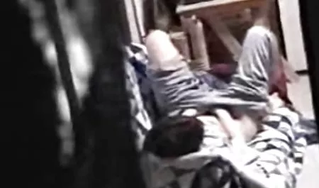 Відмінне відео, Красива дивитися Чеське порно брюнетка підліток дівчина анальний